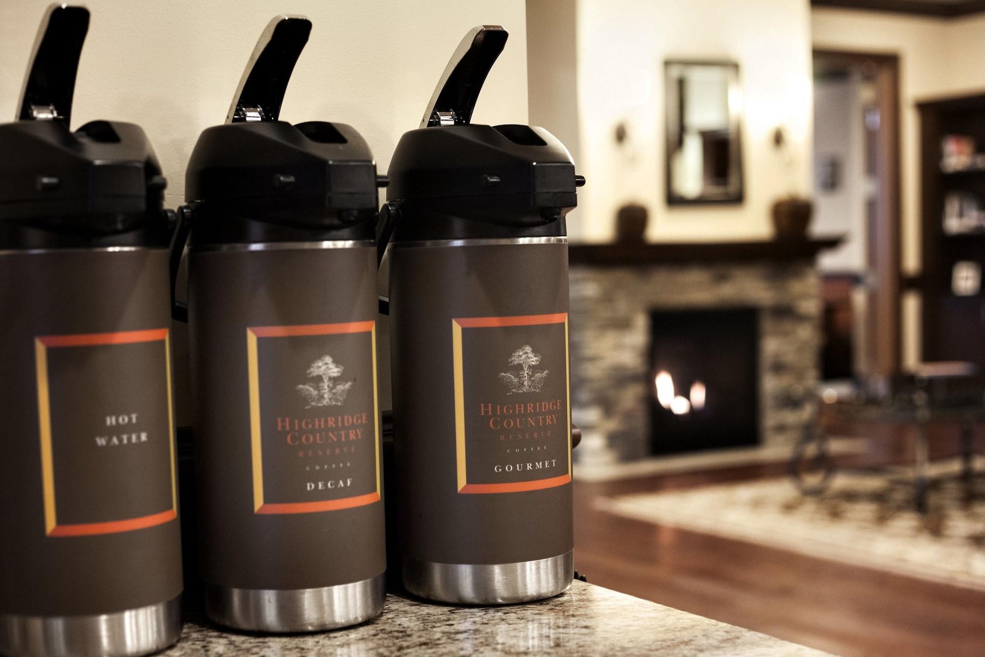 Country Inn & Suites By Radisson, Salina, Ks Buitenkant foto
