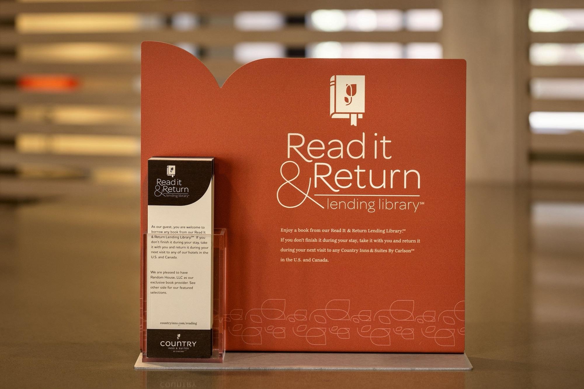 Country Inn & Suites By Radisson, Salina, Ks Buitenkant foto