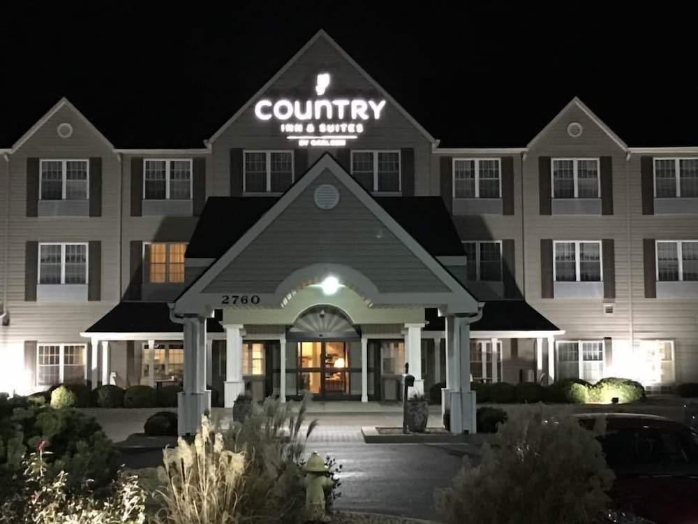 Country Inn & Suites By Radisson, Salina, Ks Buitenkant foto
